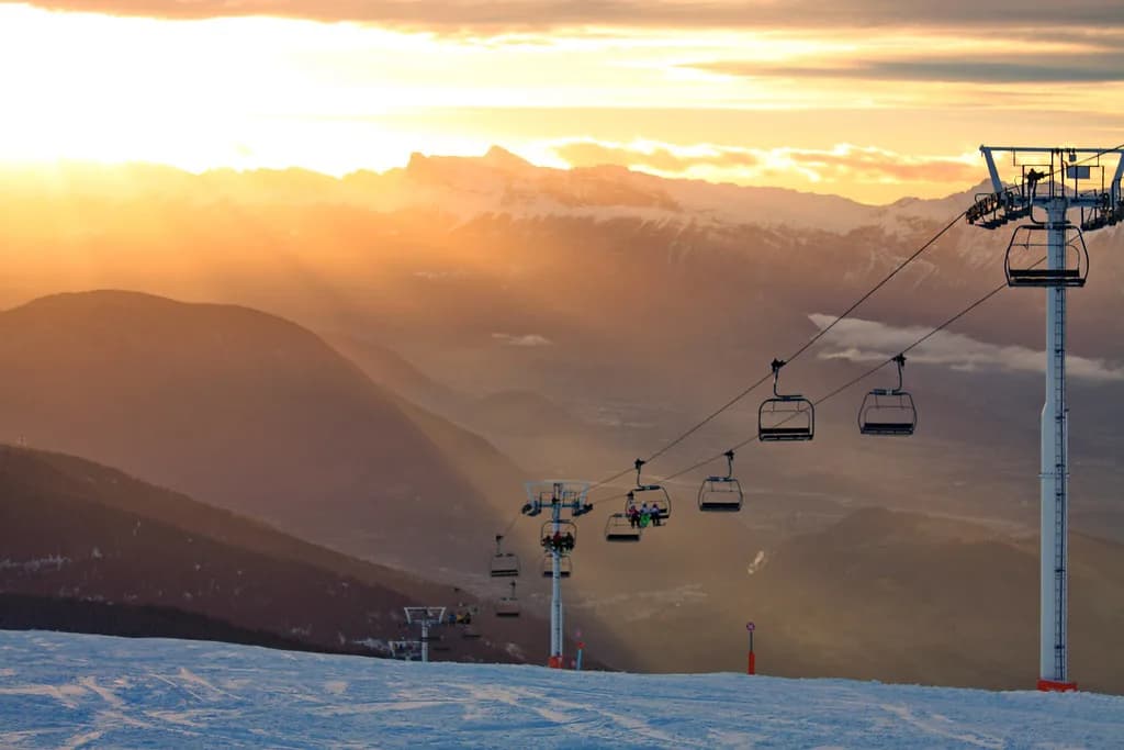 Chamrousse Ski Lessons: Formats, Providers and Booking