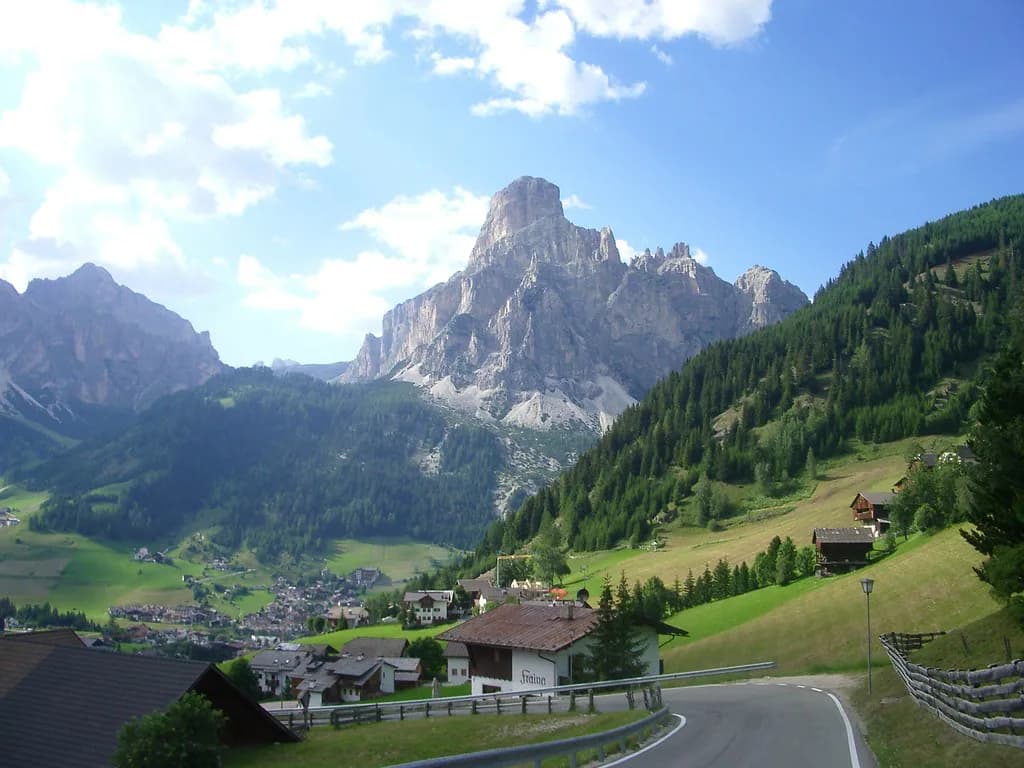 Corvara Ski Pass: Which Alta Badia Ticket to Buy