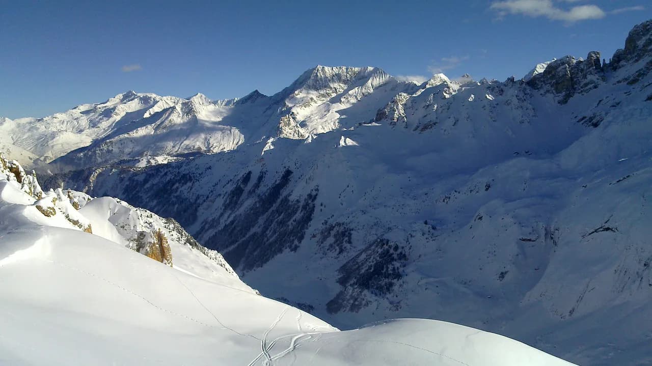 Courchevel Ski Season: Dates, Snow Windows and Pass Choices