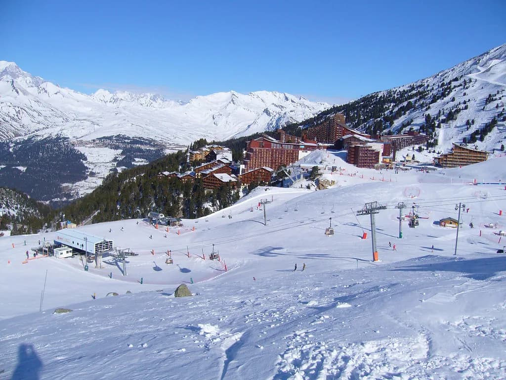 Les Arcs Ski Hire: Where to Rent and How to Book