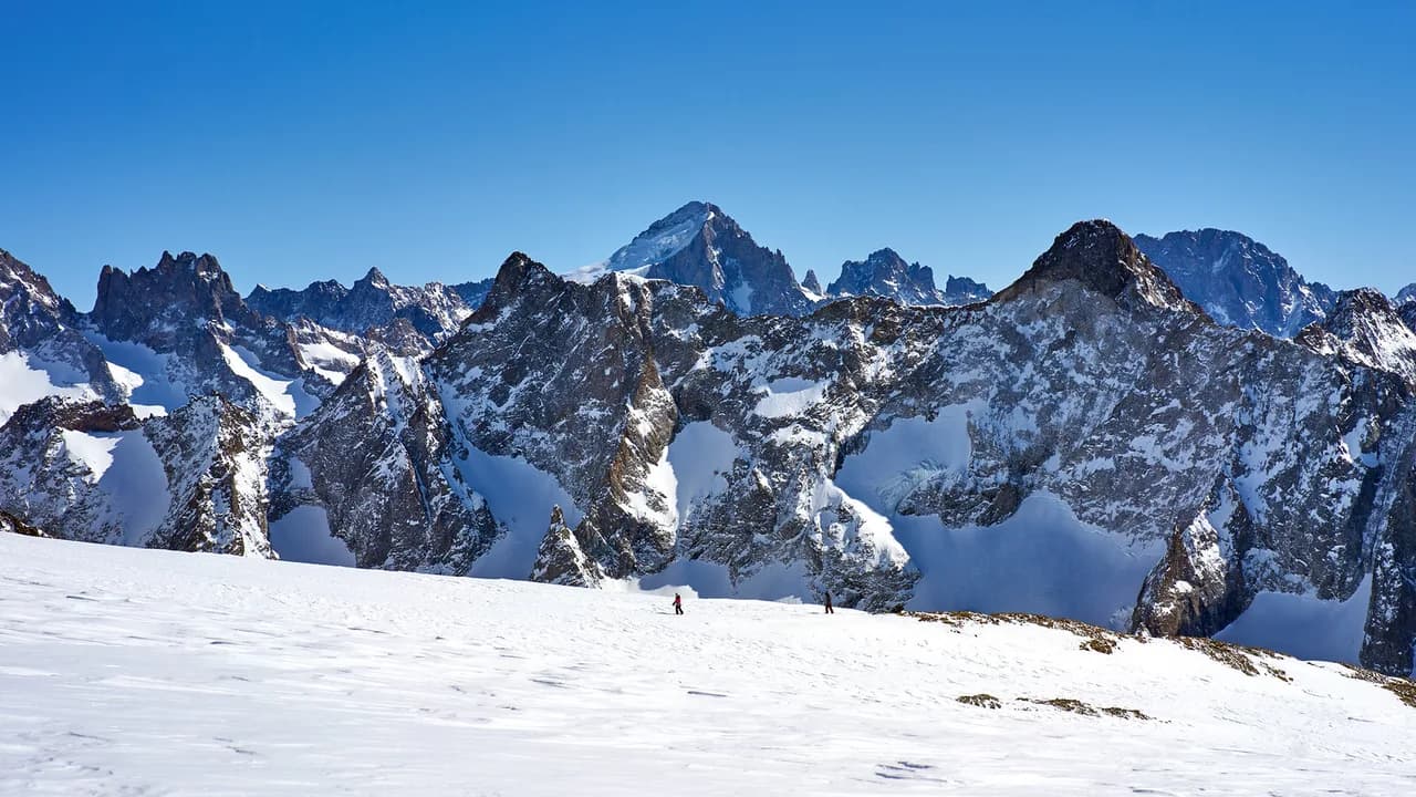 Les Deux Alpes Ski Season Dates and Opening Plans