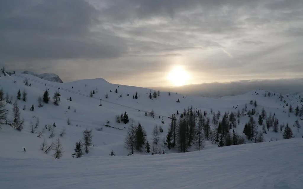 Madonna di Campiglio Skiing: Dolomites Ski Area Guide