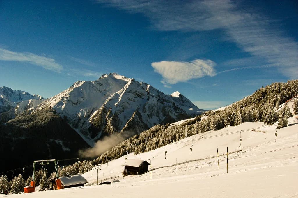 Mayrhofen Skiing in March: Dates, Passes & Terrain
