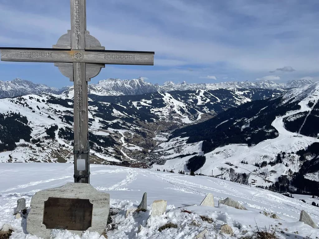 Saalbach Skiing Guide: Skicircus Sectors, Passes & Planning