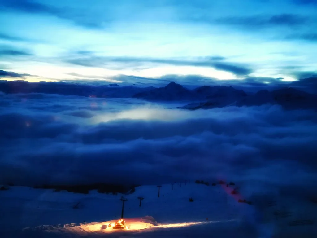 Sestriere Ski Hire: Booking, Shops and Collection