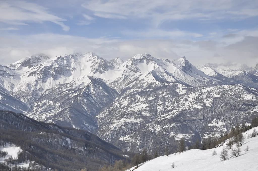 Sestriere Ski Pass: Which Vialattea Ticket to Buy
