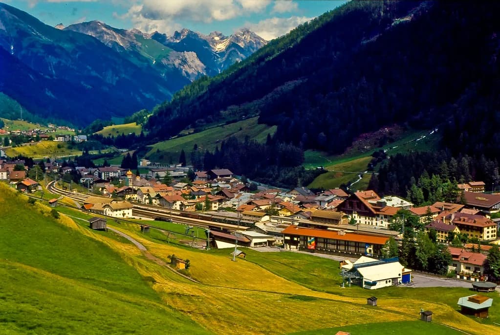 St Anton Ski Pass Guide: Prices, Ticket Types and Terms