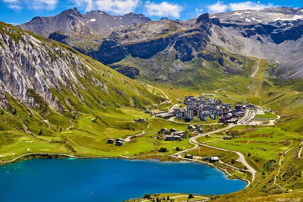 Tignes Ski Pass Guide: Prices, Areas and Pass Length