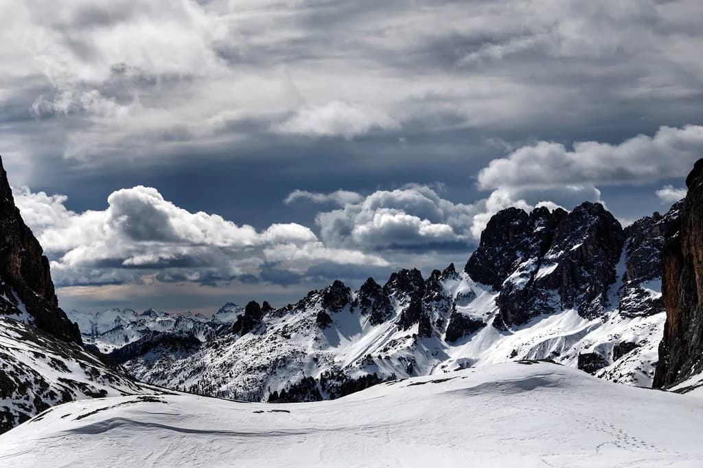 Val di Fassa Snowboarding: Sectors, Lift Access and Lessons