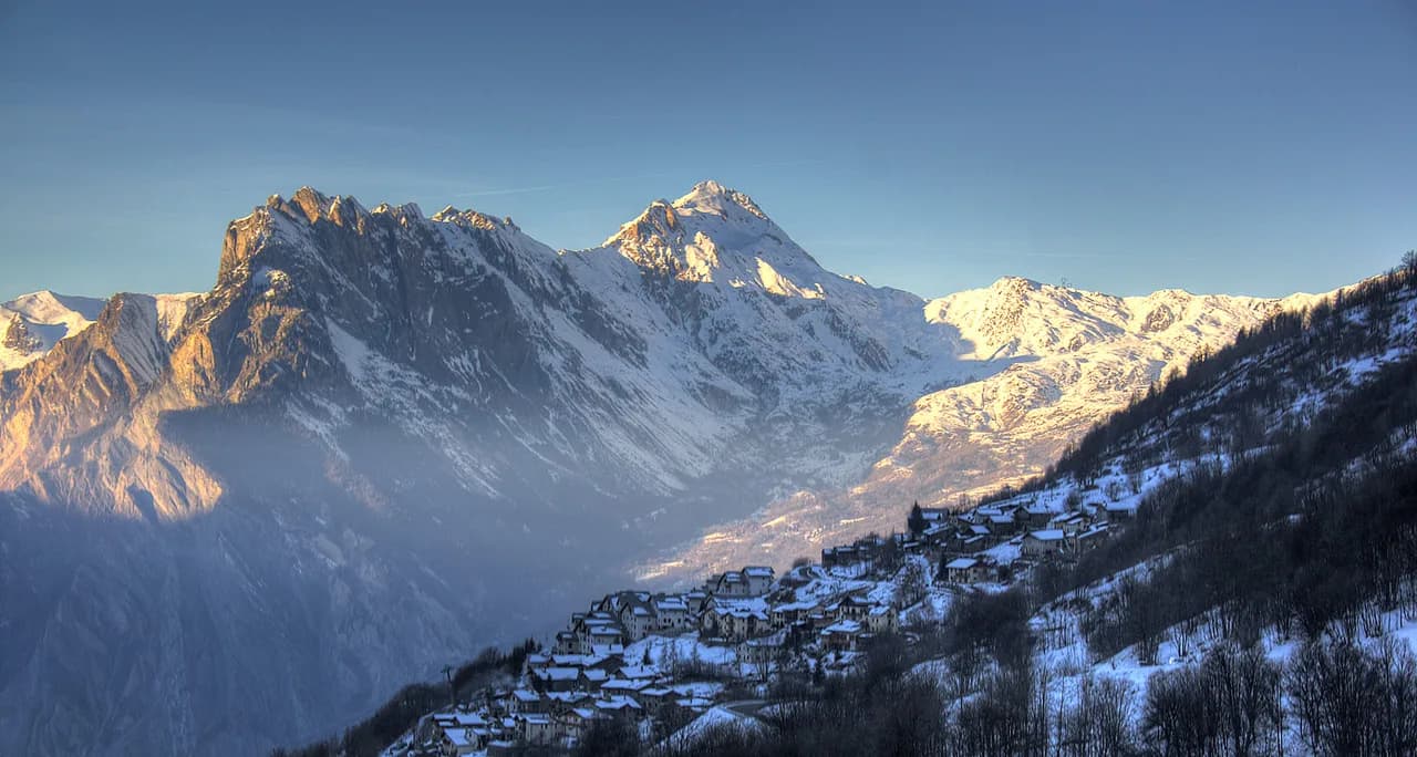 Valmeinier Skiing Guide: Pistes, Passes & Ski Schools