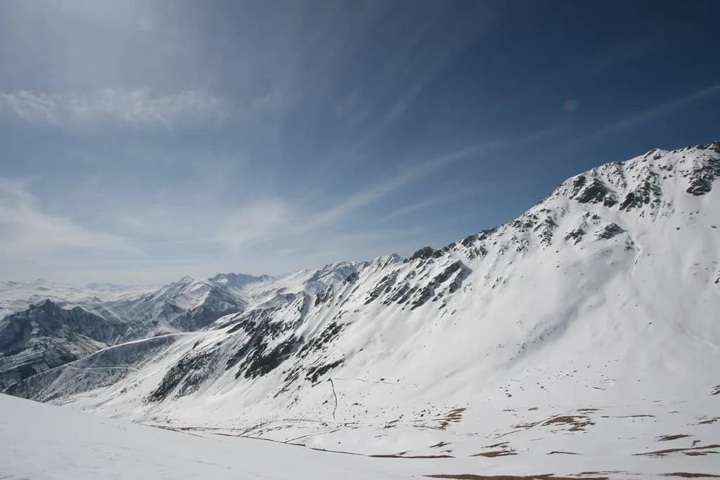 Valmorel Ski Hire: Where to Rent Skis, Boots and Boards