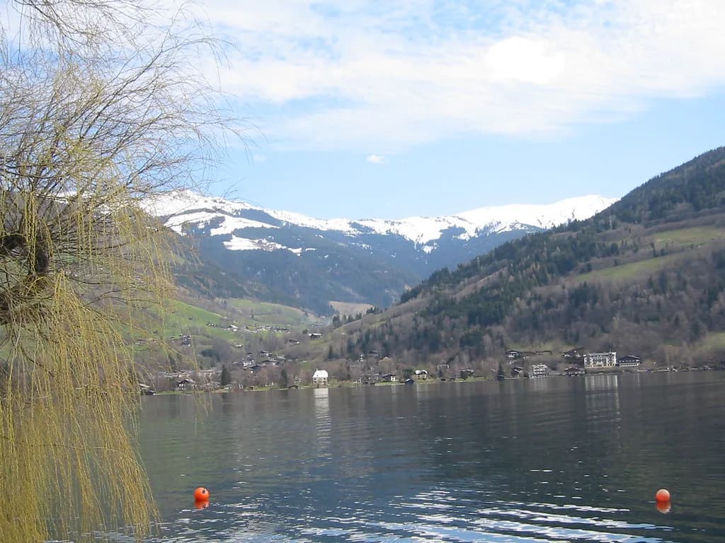 Ski Hire Zell am See: Shops, Terms and Collection