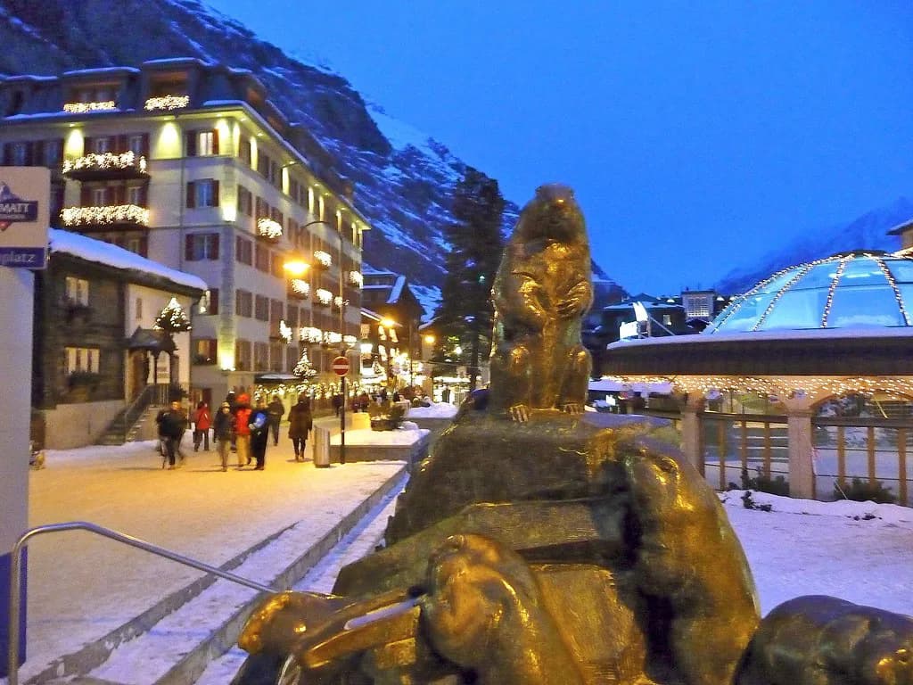 Zermatt Skiing in April: Late-Season Terrain Guide