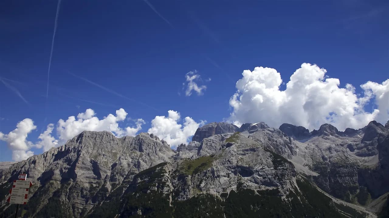 Madonna di Campiglio Ski Pass: Coverage, Duration, Booking