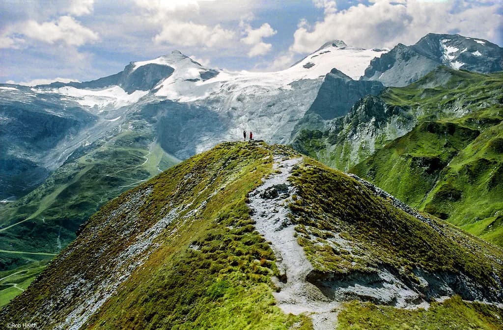 Mayrhofen Skiing in December: What's Open and What to Book