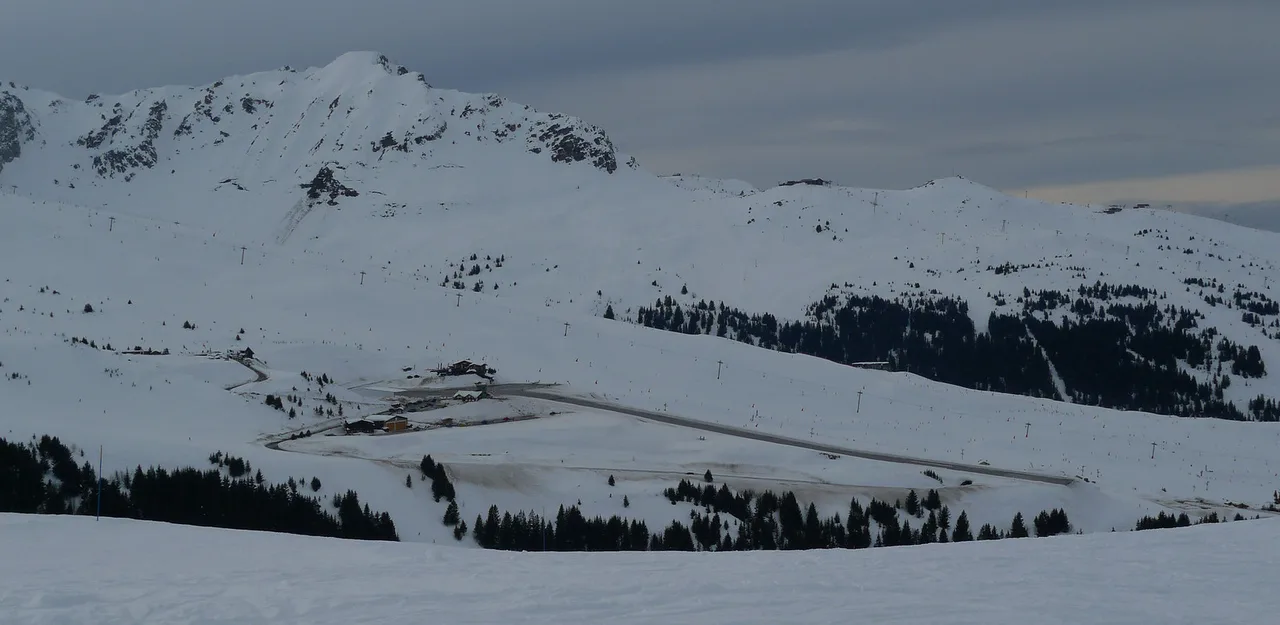 Courchevel Airport