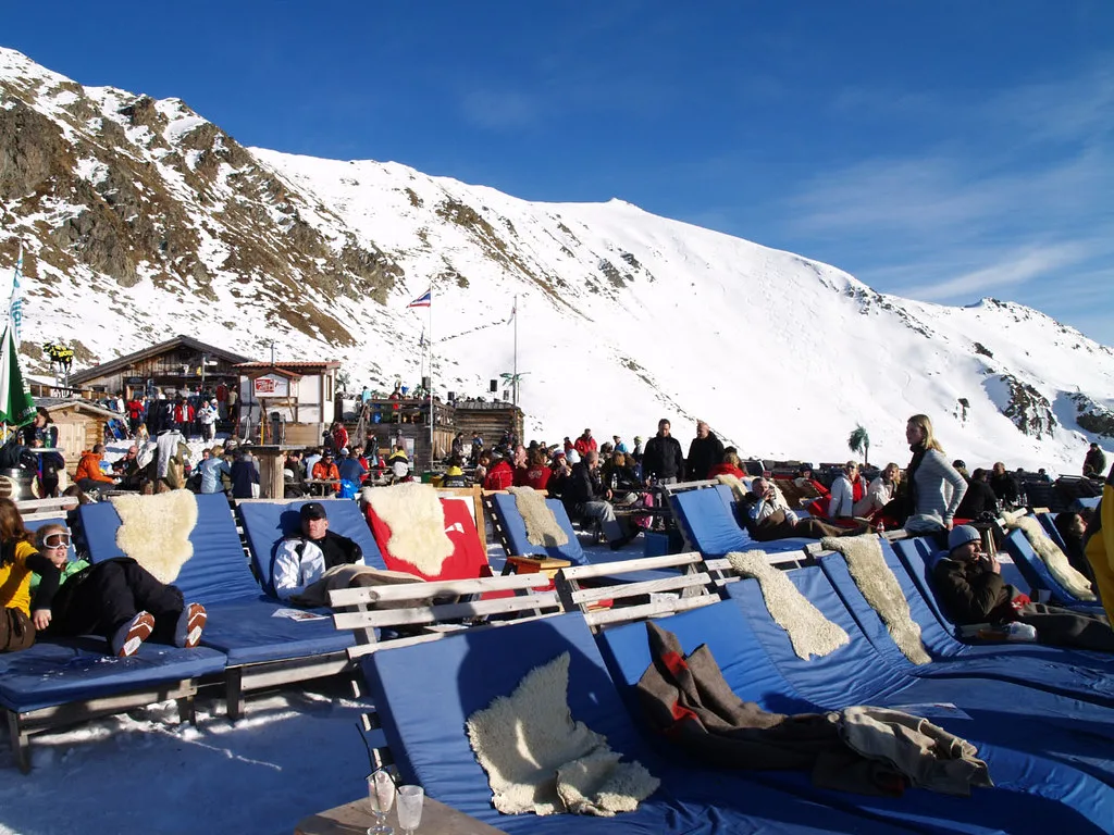 Sunbathing, Davos