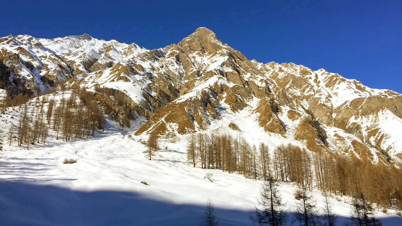 Snowboarding At Samnaun, Switzerland, Ischgl