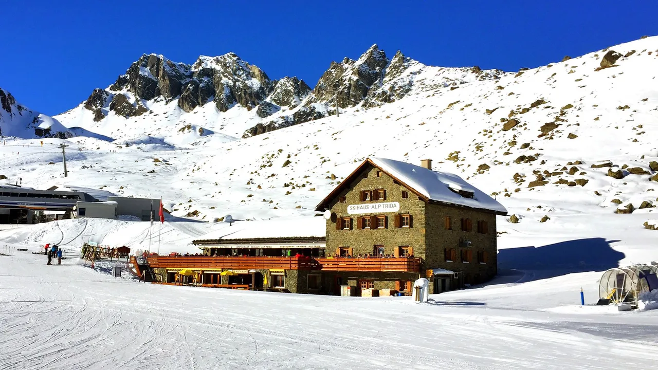 Snowboarding At Samnaun, Switzerland, Ischgl