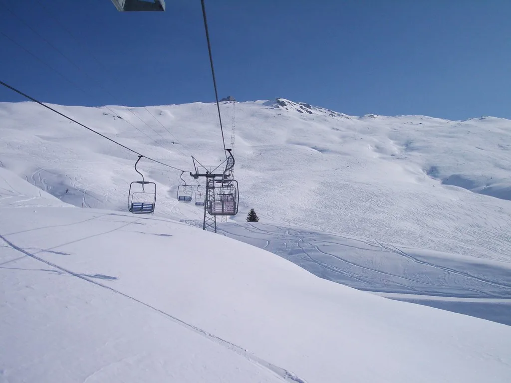 Orange Brits Snowboarding Laax