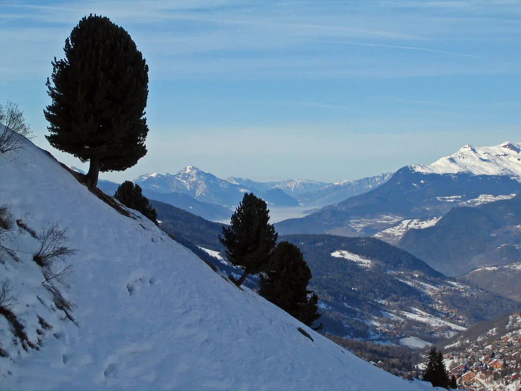 Meribel valley from Combes chairlift, Mottaret