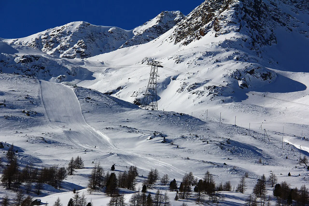 Pista de ski - Trem Bernina Express (Tirano - St. Moritz)- Suica