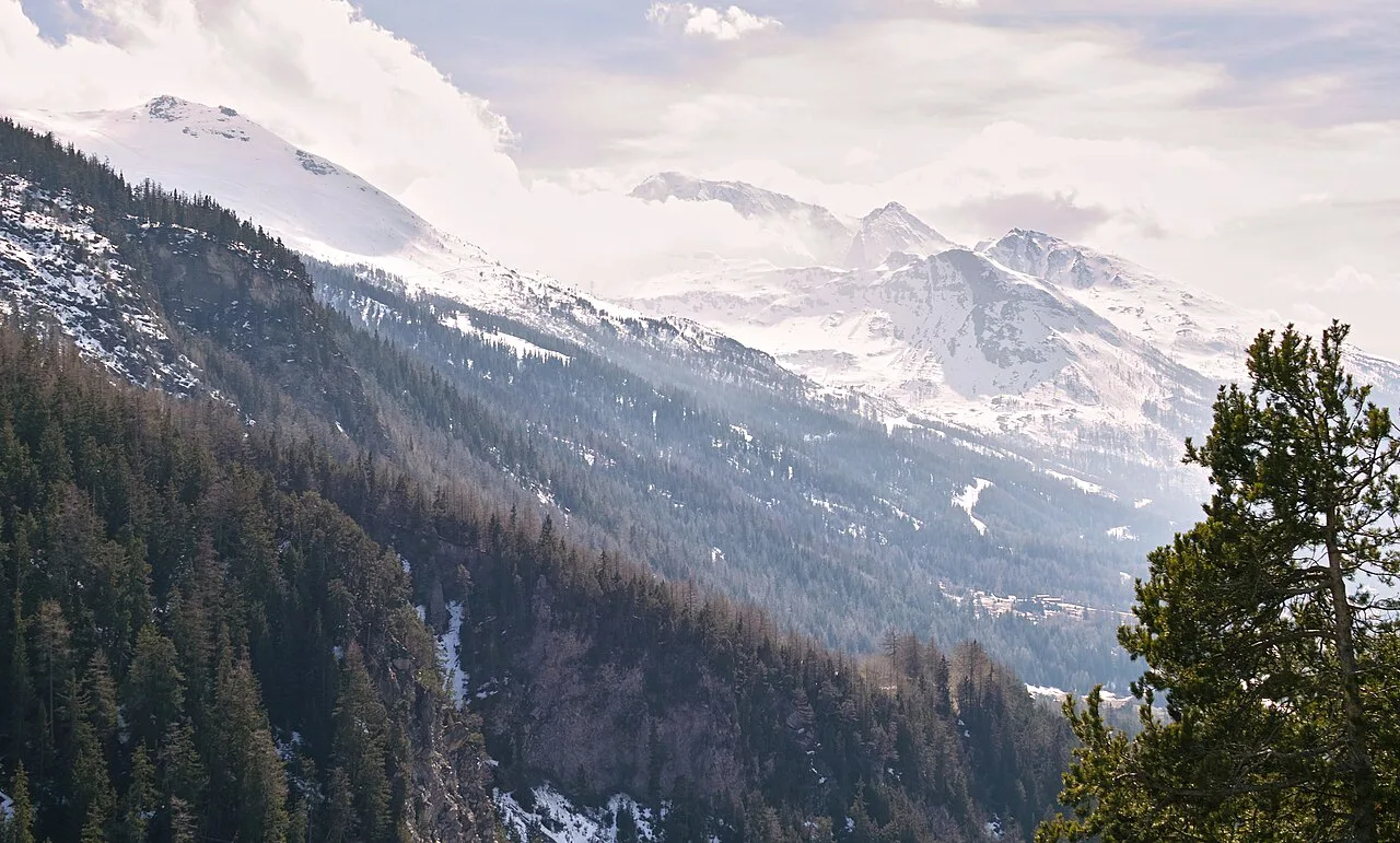 Les nuages du Mont Cenis depuis le col de la Madeleine , Val Cenis