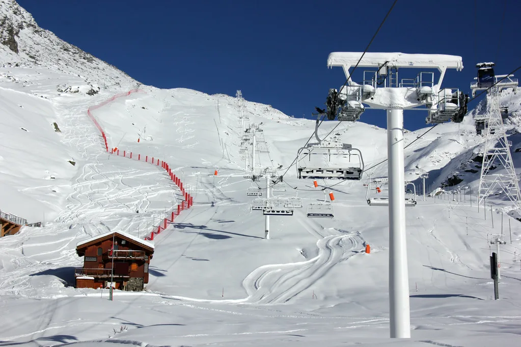 stade-chairlift-val-thorens