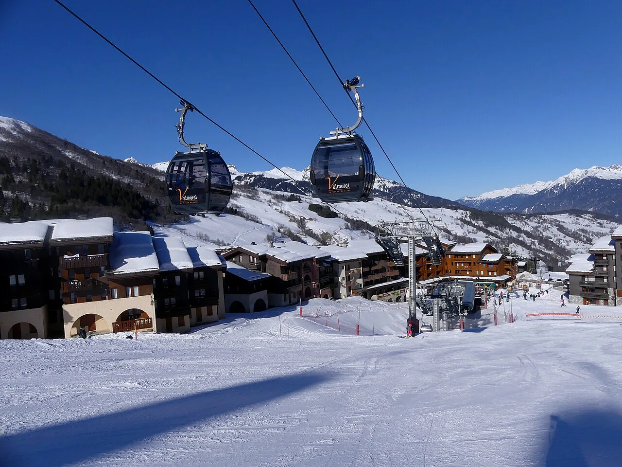 Valmorel et Télécabine de Pierrafort en hiver (janvier